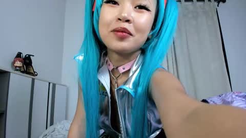 Kira online show from February 15, 2025, 10:55 am