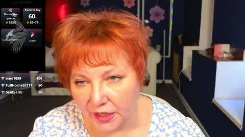 Kira Kennet online show from April 29, 2026, 5:44 am