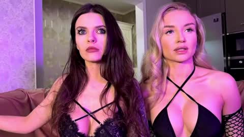 Snapshot of kira_mmr chatting on December 7, 2024, 6:26 pm Kira and friends online show from December 7, 2024, 6:26 pm