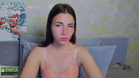 Snapshot of kira_moon_1 chatting on June 17, 2026, 6:53 pm Kira online show from June 17, 2026, 6:53 pm
