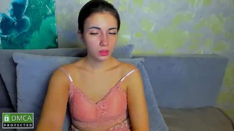 Snapshot of kiraa_sunny chatting on November 16, 2025, 6:57 pm kiraa sunny online show from November 16, 2025, 6:57 pm