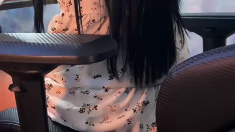 Kira    online show from February 10, 2025, 7:17 pm