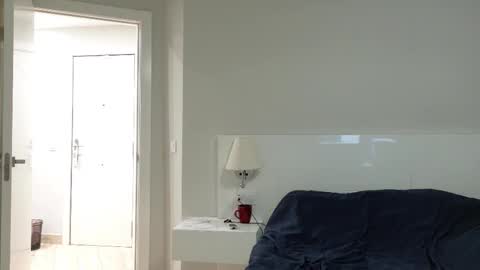 Snapshot of kiralimme_ chatting on November 9, 2025, 9:13 pm Kira online show from November 9, 2025, 9:13 pm