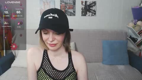 Snapshot of kiramartins_cat chatting on November 7, 2025, 7:03 pm kiramartins cat online show from November 7, 2025, 7:03 pm