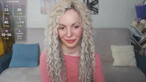 Snapshot of kiramartins_cat chatting on November 26, 2025, 5:25 pm kiramartins cat online show from November 26, 2025, 5:25 pm