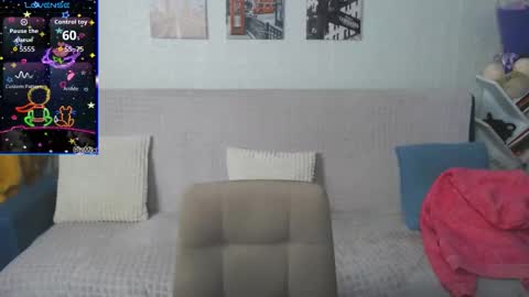 Snapshot of kiramartins_cat chatting on December 15, 2025, 5:50 pm kiramartins cat online show from December 15, 2025, 5:50 pm