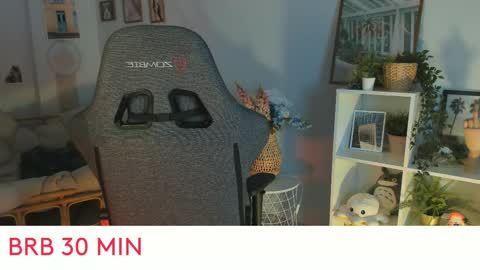 Kira online show from March 2, 2025, 5:14 pm