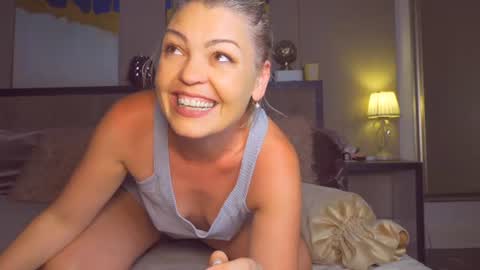 Snapshot of kirasunny chatting on July 27, 2026, 9:11 pm kirasunny online show from July 27, 2026, 9:11 pm