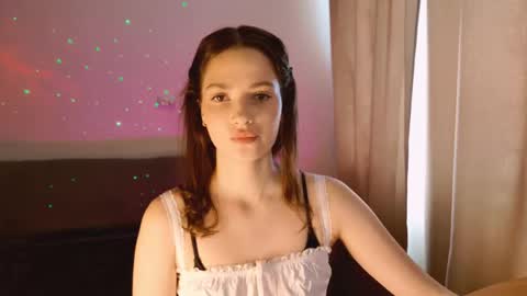 kiravair online show from May 3, 2026, 11:38 am