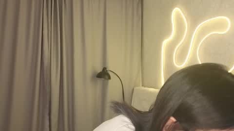 Miko online show from February 19, 2026, 6:37 pm