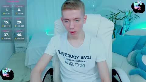 Snapshot of kireev_ chatting on February 19, 2025, 7:06 am online show from February 19, 2025, 7:06 am