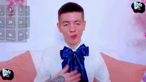 Snapshot of kireev_ chatting on February 25, 2025, 7:20 am online show from February 25, 2025, 7:20 am