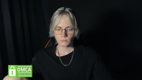 Snapshot of kirill_20_cm chatting on May 24, 2026, 1:27 pm Kirill and Andrey online show from May 24, 2026, 1:27 pm