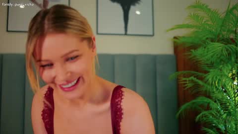 Risha online show from December 11, 2024, 9:01 pm