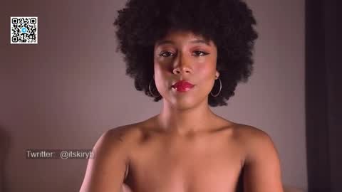 Snapshot of kiry_blossom chatting on November 23, 2025, 12:10 am See you in a few minutes today December 1st. online show from November 23, 2025, 12:10 am