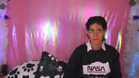 Snapshot of kishiranma chatting on September 10, 2025, 9:37 pm kishiranma online show from September 10, 2025, 9:37 pm