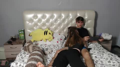 Snapshot of kiss_storm chatting on September 11, 2025, 5:57 pm Angela and Dan online show from September 11, 2025, 5:57 pm