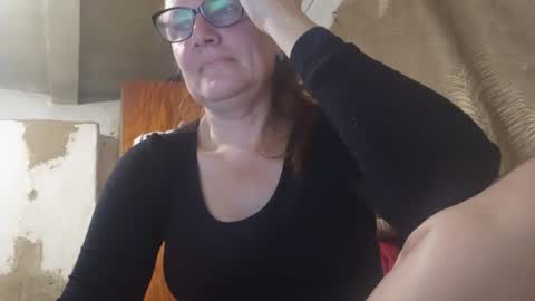 Snapshot of kissandvibe chatting on October 28, 2025, 8:44 pm kissandvibe online show from October 28, 2025, 8:44 pm