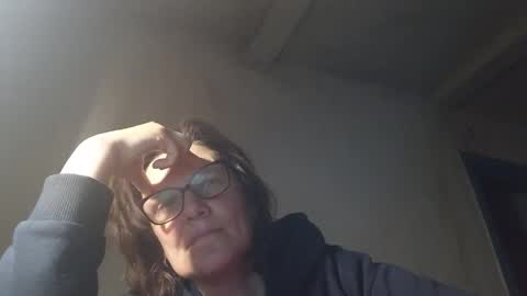 Snapshot of kissandvibe chatting on May 13, 2026, 6:27 pm kissandvibe online show from May 13, 2026, 6:27 pm