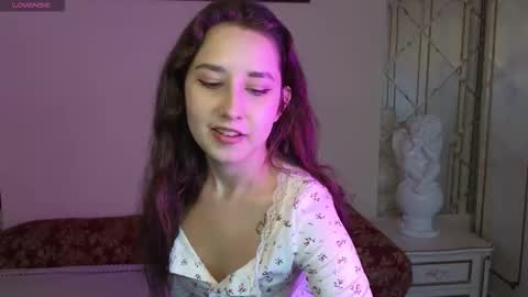 Hot Eva online show from September 25, 2025, 4:27 am