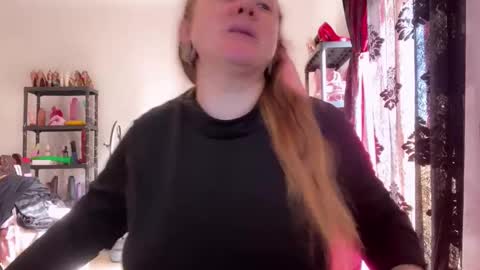 kissica online show from February 19, 2026, 8:10 am