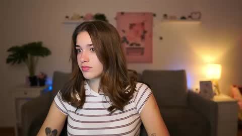 Sisi online show from January 8, 2026, 2:19 pm