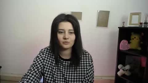 kissleoxx online show from March 10, 2026, 2:33 pm