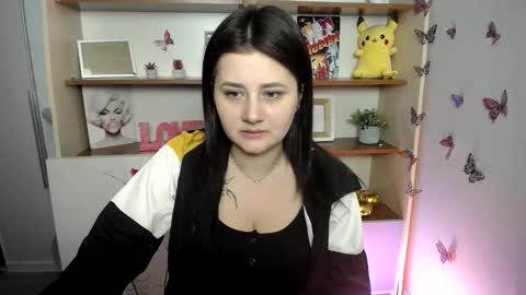 Snapshot of kissleoxx chatting on June 9, 2026, 12:06 pm kissleoxx online show from June 9, 2026, 12:06 pm