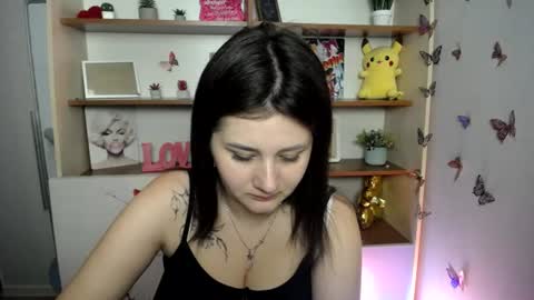 Snapshot of kissleoxx chatting on June 12, 2026, 11:09 am kissleoxx online show from June 12, 2026, 11:09 am
