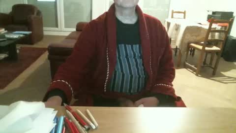 Snapshot of kisslog1 chatting on December 22, 2024, 6:15 pm kisslog1 online show from December 22, 2024, 6:15 pm