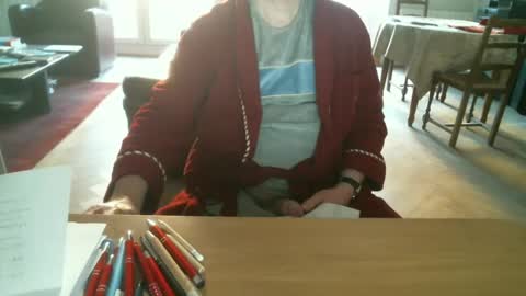 Snapshot of kisslog1 chatting on December 26, 2024, 8:28 am kisslog1 online show from December 26, 2024, 8:28 am