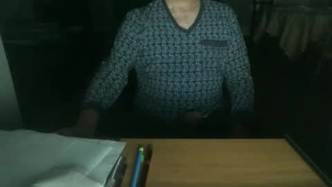 Snapshot of kisslog1 chatting on September 13, 2025, 6:24 am kisslog1 online show from September 13, 2025, 6:24 am