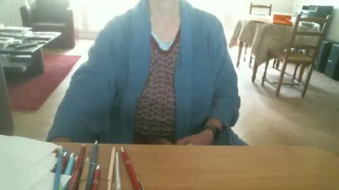 Snapshot of kisslog1 chatting on September 27, 2025, 2:00 pm kisslog1 online show from September 27, 2025, 2:00 pm