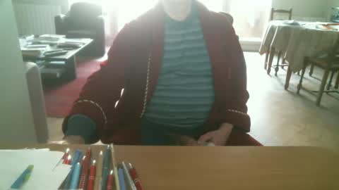 Snapshot of kisslog1 chatting on November 13, 2025, 8:24 am kisslog1 online show from November 13, 2025, 8:24 am