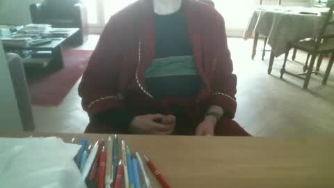 Snapshot of kisslog1 chatting on November 22, 2025, 2:49 pm kisslog1 online show from November 22, 2025, 2:49 pm