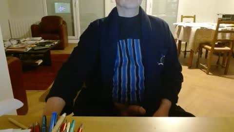 Snapshot of kisslog1 chatting on February 22, 2026, 4:27 pm kisslog1 online show from February 22, 2026, 4:27 pm