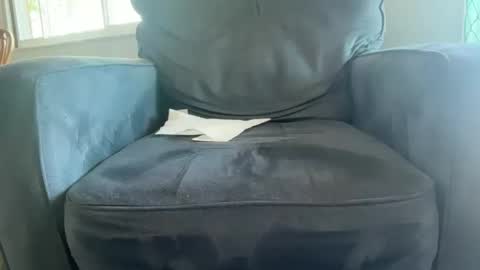 kissmeimirish69 online show from May 4, 2026, 4:03 pm