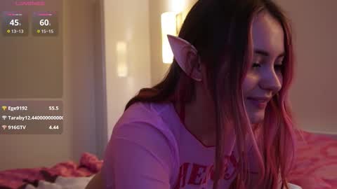 Snapshot of kissmypink chatting on November 19, 2025, 1:55 pm Marsik online show from November 19, 2025, 1:55 pm