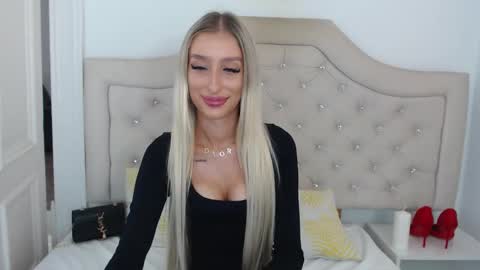 Snapshot of kissnatalie chatting on September 25, 2025, 7:56 am Natalie online show from September 25, 2025, 7:56 am