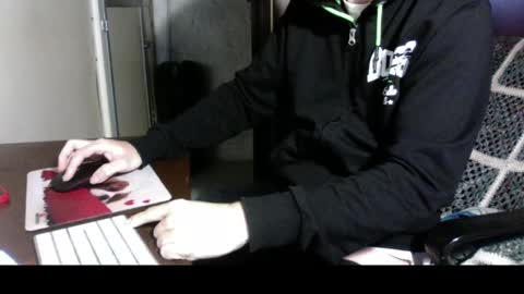 Snapshot of kissofbanned1983 chatting on November 10, 2025, 8:46 am kissofbanned1983 online show from November 10, 2025, 8:46 am