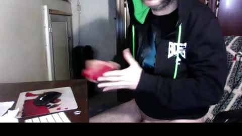 Snapshot of kissofbanned1983 chatting on November 19, 2025, 10:37 am kissofbanned1983 online show from November 19, 2025, 10:37 am