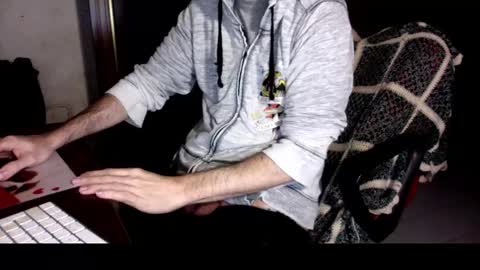 Snapshot of kissofbanned1983 chatting on November 21, 2025, 10:19 pm kissofbanned1983 online show from November 21, 2025, 10:19 pm