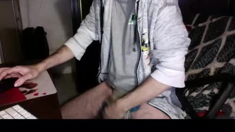 Snapshot of kissofbanned1983 chatting on November 25, 2025, 2:17 pm kissofbanned1983 online show from November 25, 2025, 2:17 pm