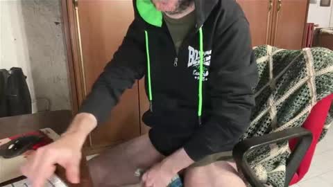 kissofbanned1983 online show from February 10, 2026, 9:46 am