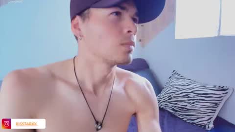 Snapshot of kisstarxxx chatting on October 16, 2025, 9:16 pm Helena and Brad online show from October 16, 2025, 9:16 pm