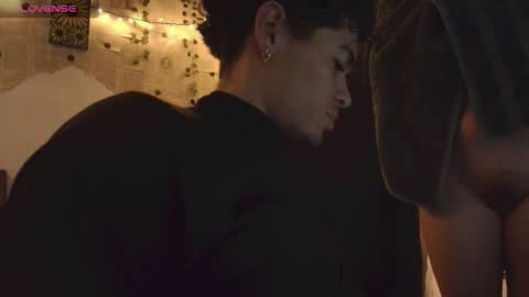 Snapshot of kisstarxxx chatting on October 21, 2025, 5:08 am Helena and Brad online show from October 21, 2025, 5:08 am