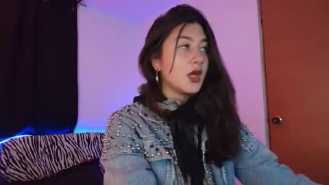 Snapshot of kisstarxxx chatting on December 15, 2025, 7:34 am Helena and Brad online show from December 15, 2025, 7:34 am