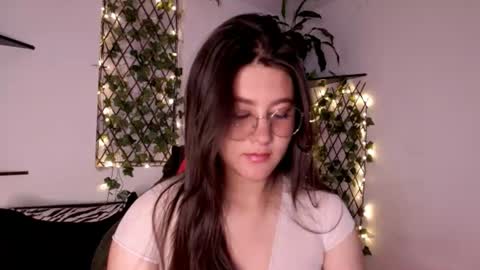 Helena and Brad online show from August 4, 2026, 4:26 am