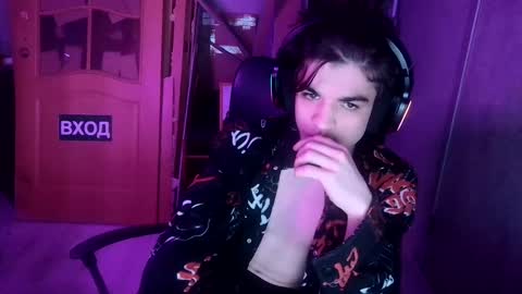 kissy_may_may online show from March 18, 2026, 1:42 am