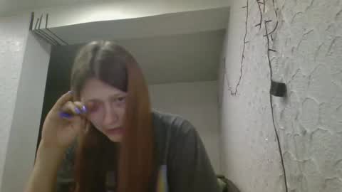 kiti_kitiss online show from March 7, 2026, 5:54 pm